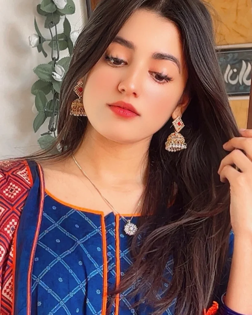 Beautiful girls dp new