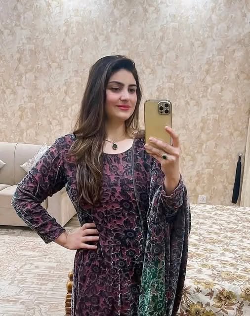 Single girl dp