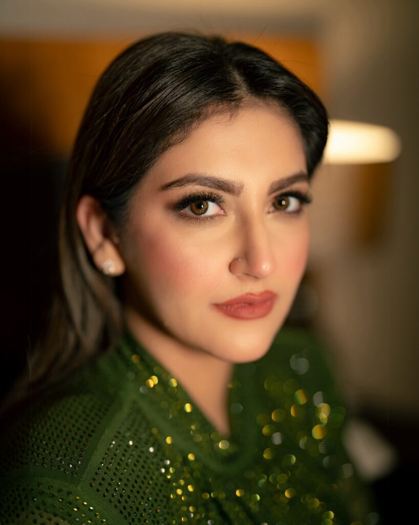 hiba bukhari pic